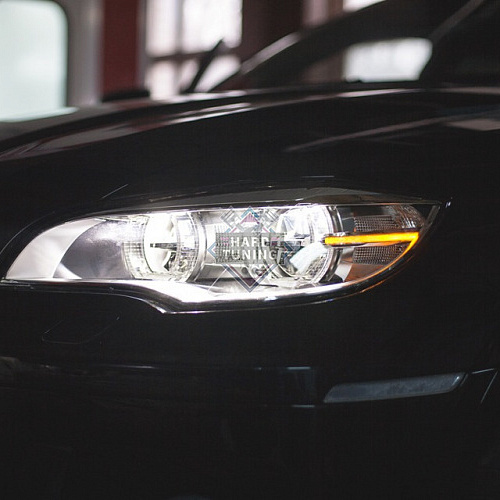 Накладки на передние фары узкие BMW X6 E71 (LED оптика)