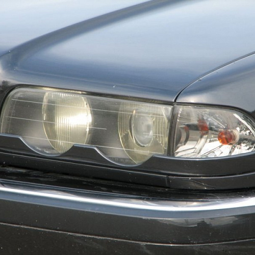 Накладки на фары нижние BMW E38